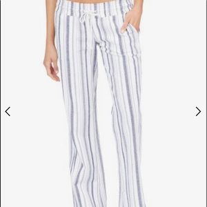 Roxy Oceanside flared pants. Sz xs